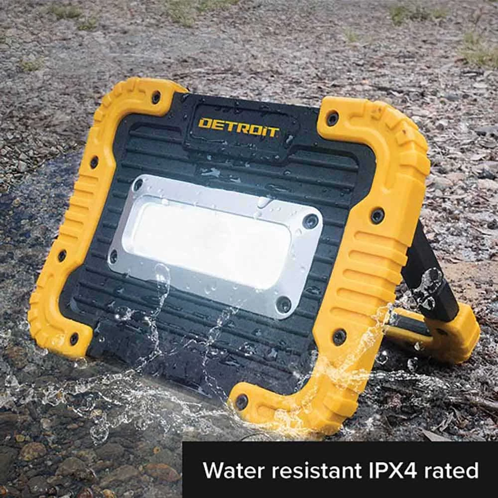 DETROIT 10W Led Rechargable Worklight DET10WRELED 5 DETROIT 10W Led Rechargable Worklight DET10WRELED - Image 3