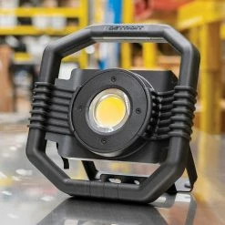 DETROIT 30W Rechargeable LED Worklight DET30WRELED -GORILLA SHOP unnamed file 315