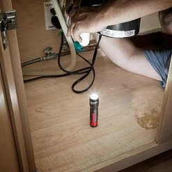 MILWAUKEE Led Flashlight MLLED -GORILLA SHOP unnamed file 333