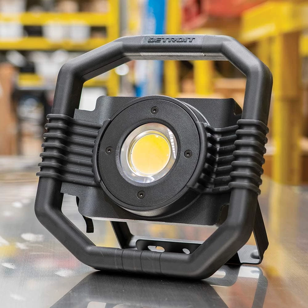 DETROIT 50W Rechargeable LED Worklight DET50WRELED 4 DETROIT 50W Rechargeable LED Worklight DET50WRELED - Image 2