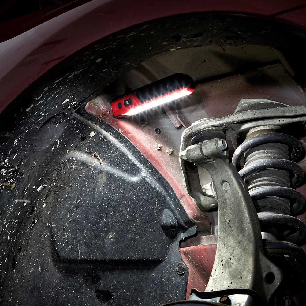 MILWAUKEE USB Rechargeable Pocket Flood Light Kit L4FL201 10 MILWAUKEE USB Rechargeable Pocket Flood Light Kit L4FL201 - Image 8