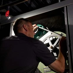 MILWAUKEE USB Rechargeable Pivoting Flashlight L4PWL201 -GORILLA SHOP unnamed file 469