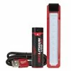 MILWAUKEE REDLITHIUM™ 3.0Ah USB Rechargeable Pocket Flood Light Kit L4FL-301