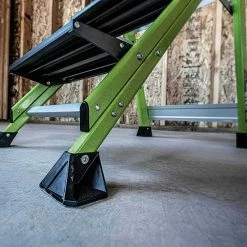 LITTLE GIANT Fibreglass Jumbo Step W. Handrail 11933 30 LITTLE GIANT Fibreglass Jumbo Step W. Handrail 11933 -GORILLA SHOP unnamed file 818