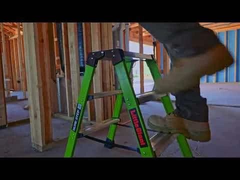 LITTLE GIANT Sure Step Double Sided Fibreglass 3 Step Ladder 11953 17 LITTLE GIANT Sure Step Double Sided Fibreglass 3 Step Ladder 11953 - Image 15