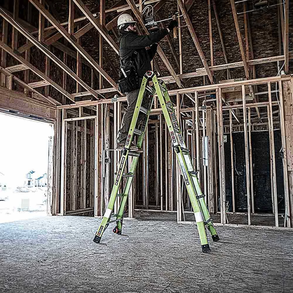 LITTLE GIANT Dark Horse 2.0 Multi-Purpose Fibreglass Ladder M17 4-7 Step 10 LITTLE GIANT Dark Horse 2.0 Multi-Purpose Fibreglass Ladder M17 4-7 Step - Image 8